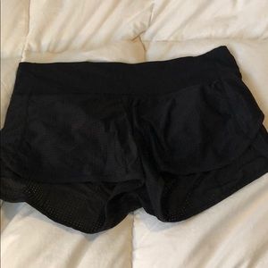 Lululemon speed shorts 2.5 “